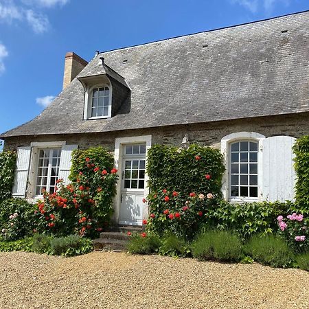 La Mouliniere, Jolie Longere Du Xviie Bed and Breakfast La Jaille-Yvon Exteriör bild